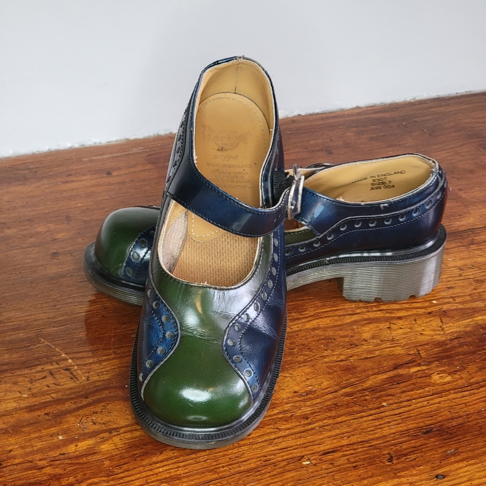 RARE Dr. Martens Vintage baby doll Mary Jane shoes